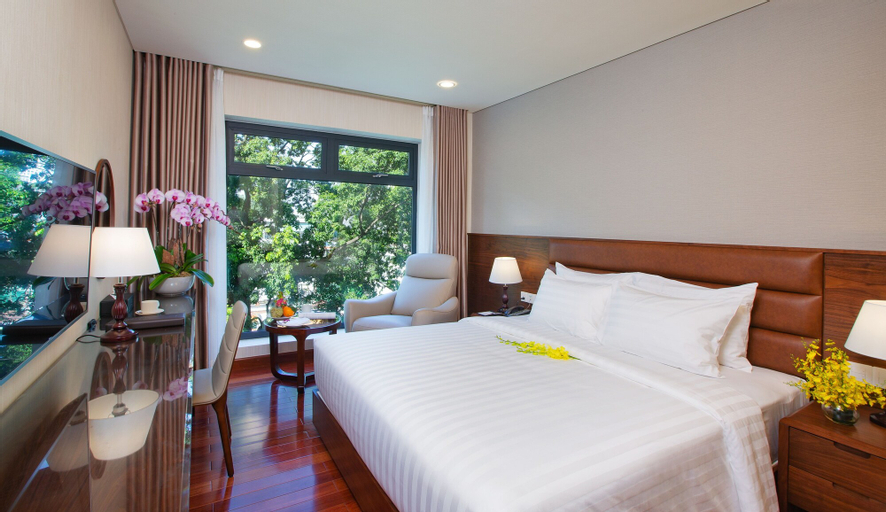 Bedroom 24