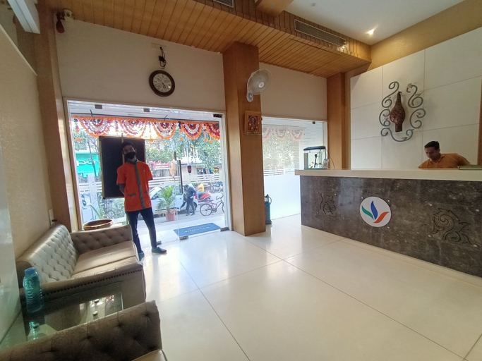Others 5, Hotel Vinyasa, Thane