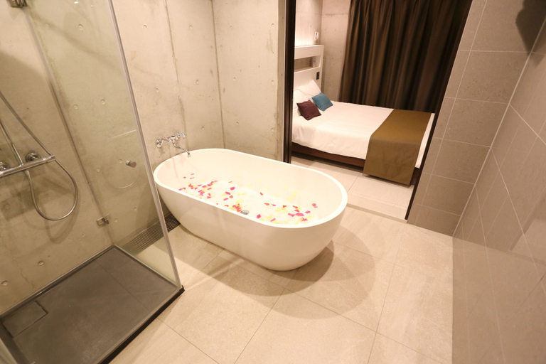 Bathroom 3, Tabinoteitaku Okinawa Naha, Naha
