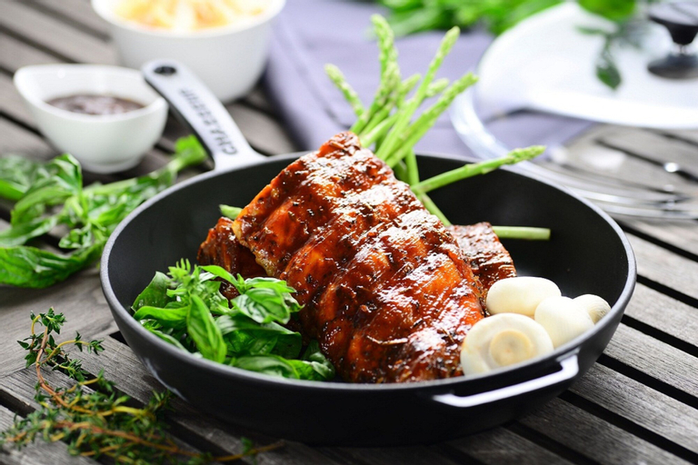 Food & Drinks 6