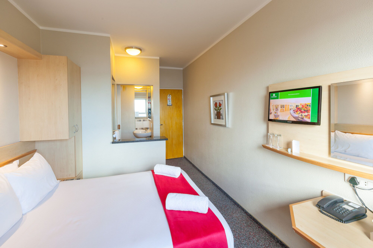 Bedroom 2, Road Lodge Gqeberha, Nelson Mandela Bay