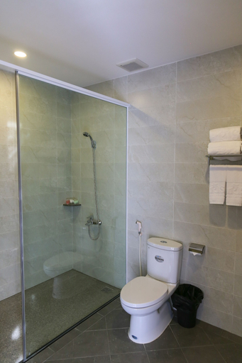 Bathroom 4, Iris Dalat Hotel, Đà Lạt