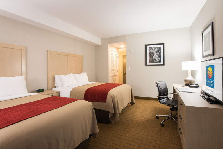 Bedroom 3, Comfort Inn & Suites, Comox-Strathcona