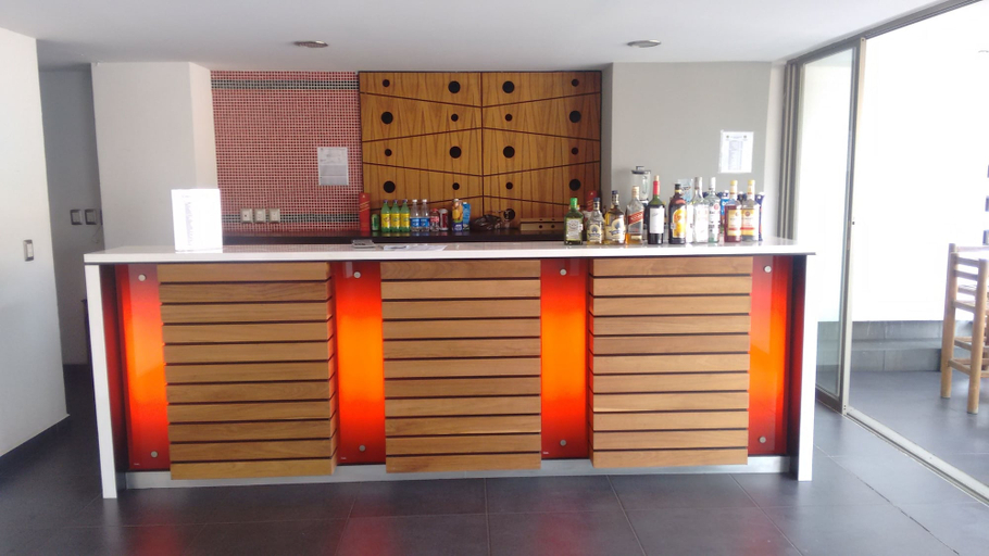Food & Drinks 5, Ramada by Wyndham Acapulco Hotel & Suites, Acapulco de Juárez