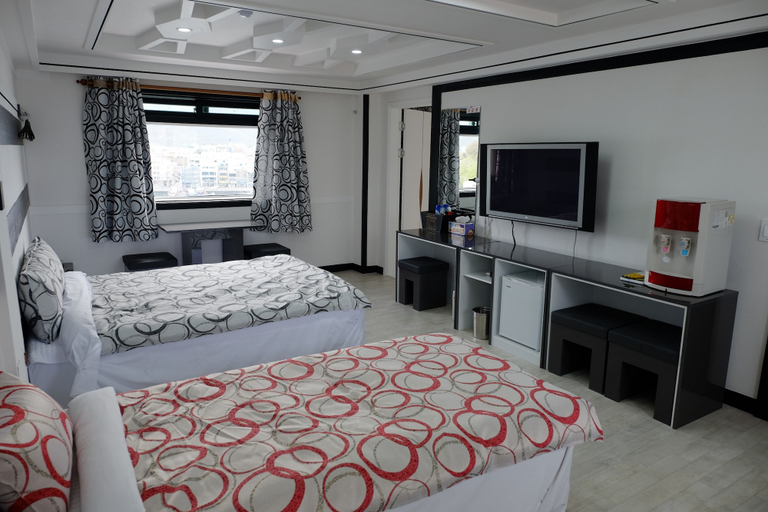 Bedroom 3, Hotel Napoli, Tongyeong