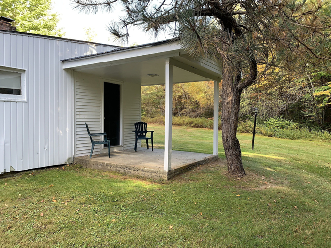 Exterior & Views, Lovett's Inn and Restaurant, Grafton
