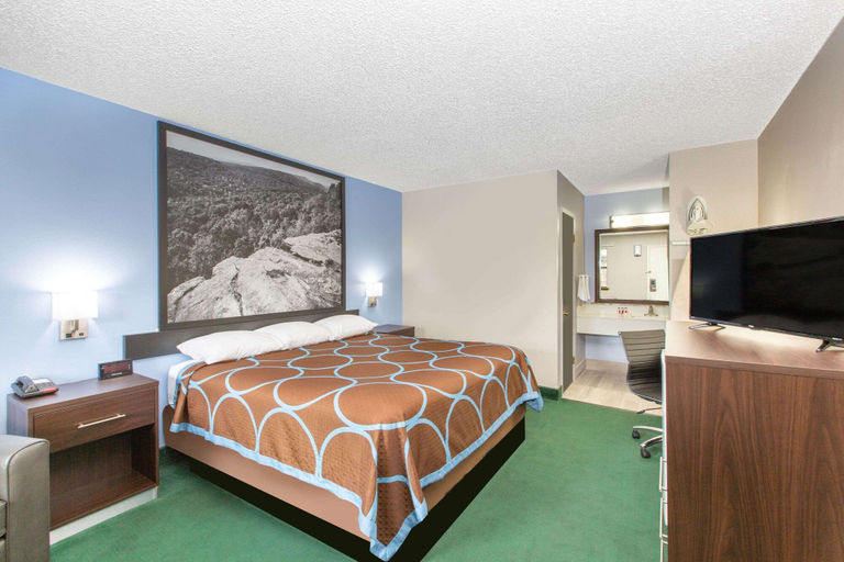 Bedroom 3, Super 8 by Wyndham Malvern, Hot Spring