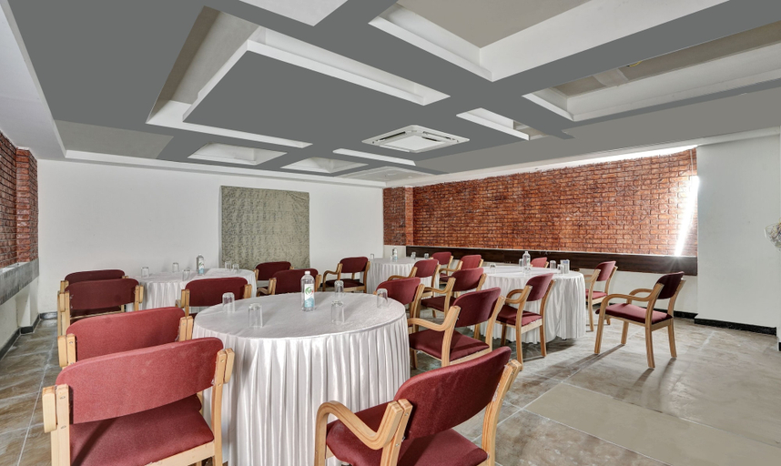 Food & Drinks 5, Happy Stays, Bangalore