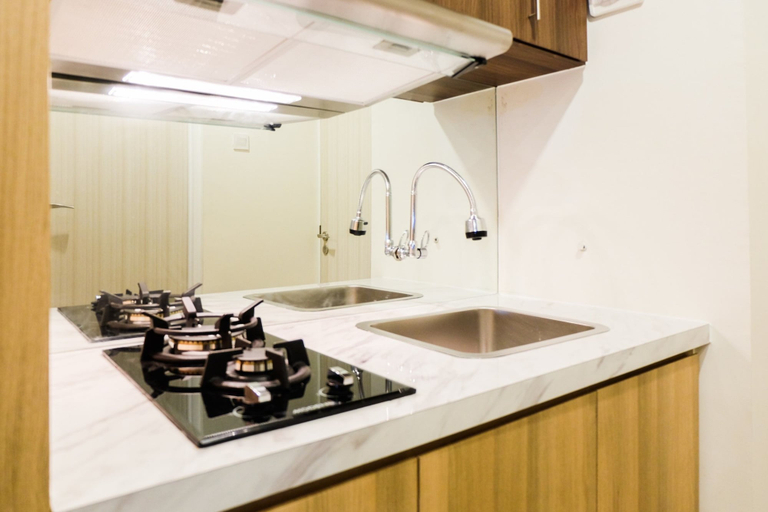 Others 5, Modern Elegant Studio Grand Kamala Lagoon Apartment, Bekasi