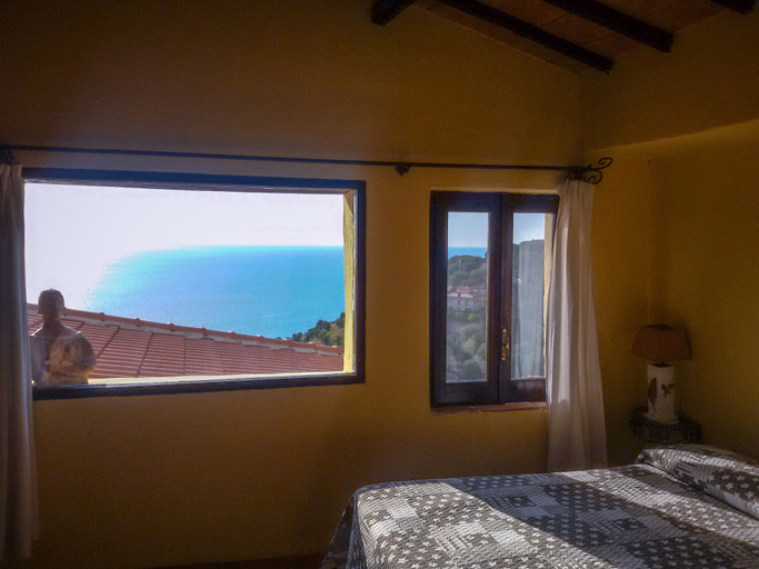 Bedroom 3, Marulivo Hotel, Salerno