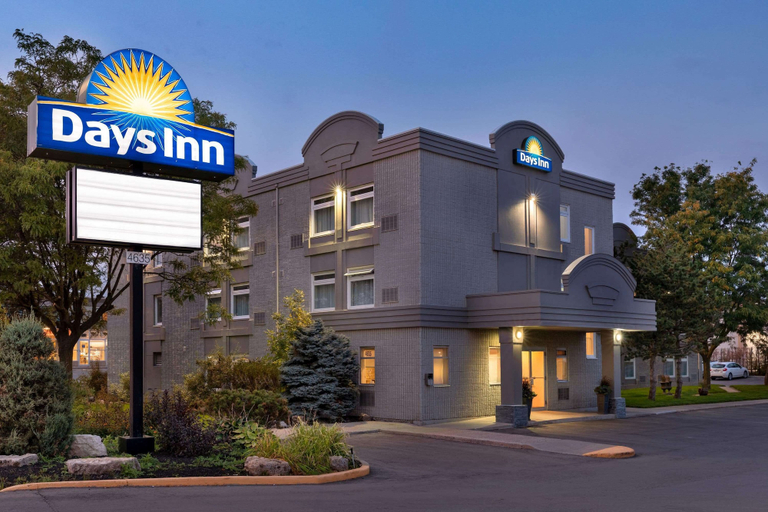 Exterior & Views 2, Days Inn by Wyndham Toronto West Mississauga, Peel