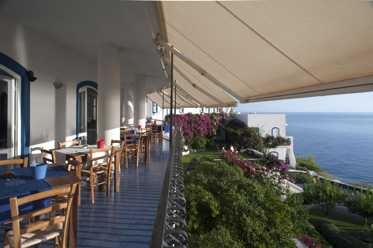 Food & Drinks 5, Hotel Punta Scario, Messina