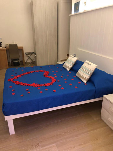 Bedroom 3, Antica Capri B&B, Napoli
