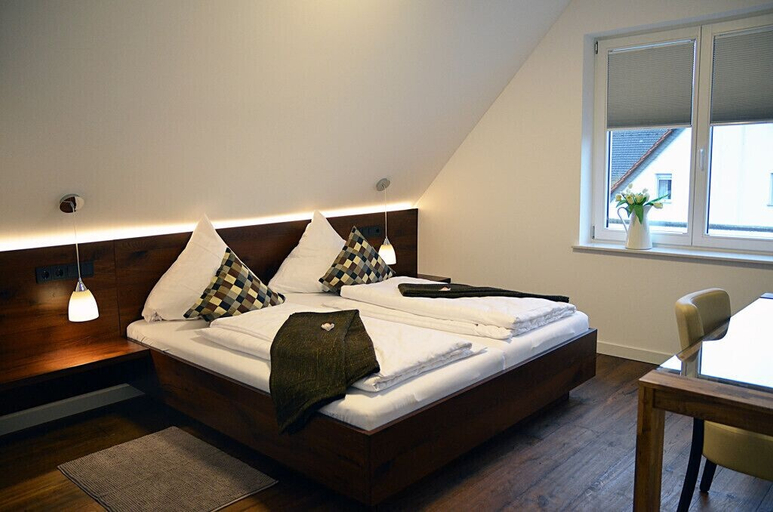 Bedroom 2, Quartier restaurant Zum Hannes, Südwestpfalz