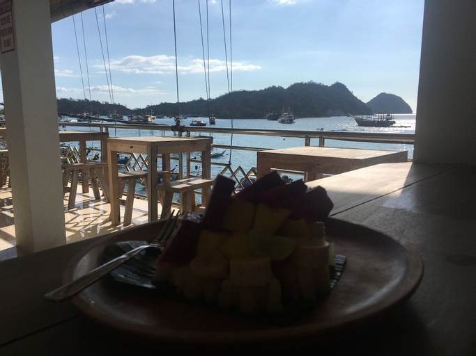 Bajo Sunset Hostel, West Manggarai