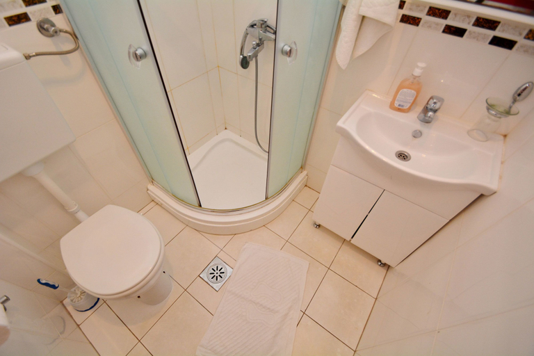 Bathroom 4, Apartments Soso