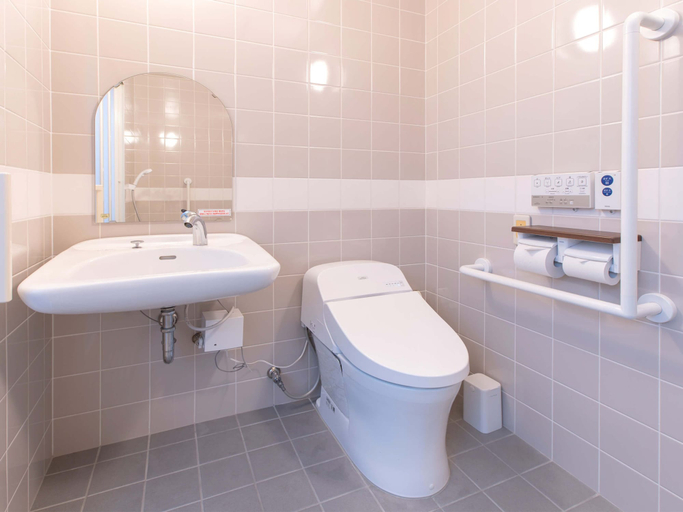 Bathroom 4, Hotel KOZA, Okinawa