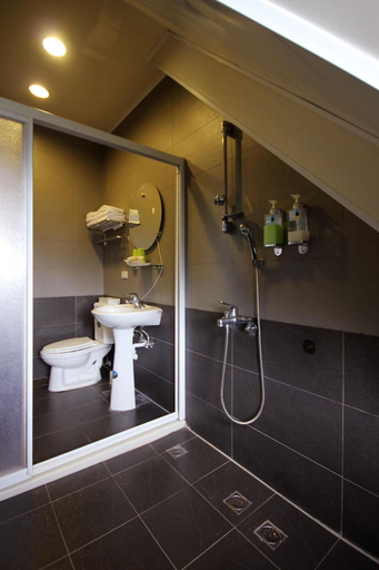 Bathroom 4, Pulicity B&B, Nantou