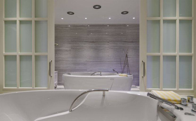 Bathroom 4, Boutique Hotel Corso, Karlovy Vary
