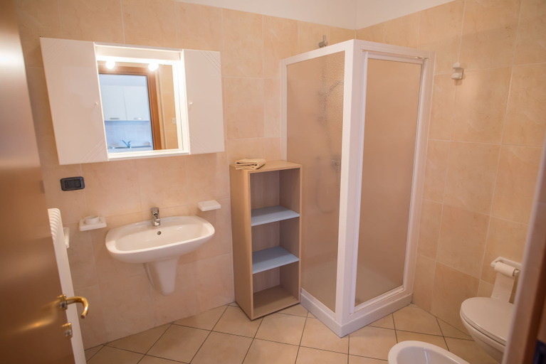 Bathroom 4, Residence Filanda, Trento