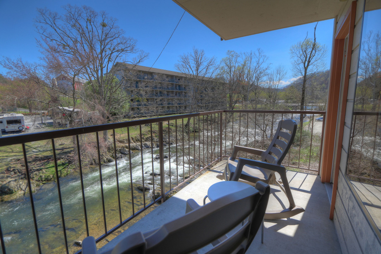 Others 5, Creekstone Inn, Sevier