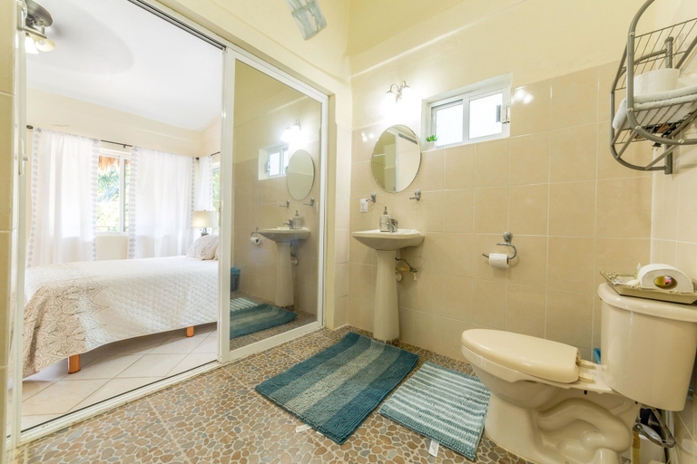 Bathroom 5, Mayan Villas Hotel, Lázaro Cárdenas