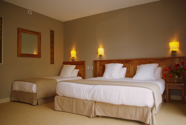 Bedroom 3, Campo Dell'Oro, Corse-du-Sud
