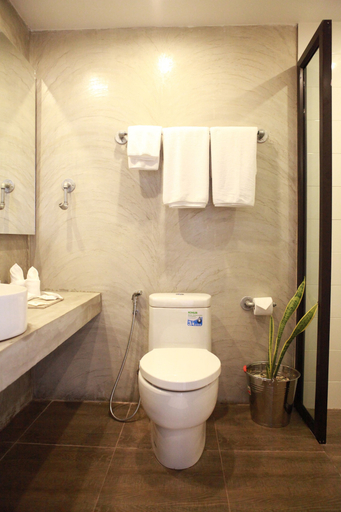 Bathroom 5, S Park Design Hotel, Vientiane