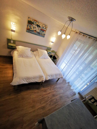 Bedroom 5, Les Sources d'Amnéville, Moselle