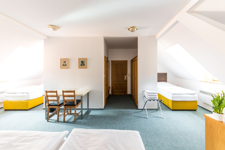 Bedroom 3, Penzion Austis, Znojmo