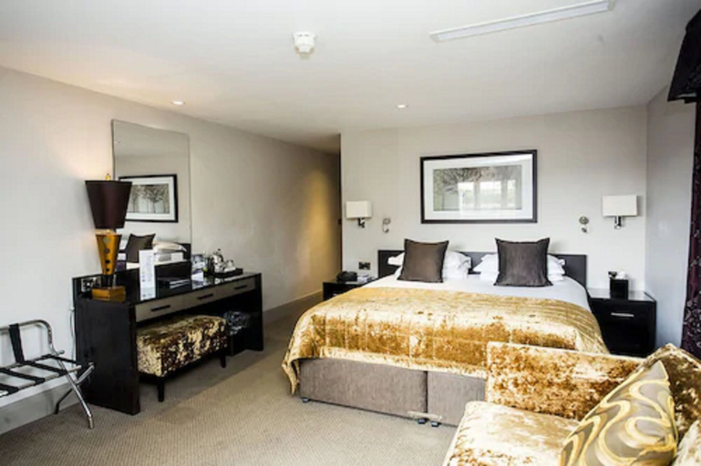 Bedroom 2, Hogarths Hotel, Solihull