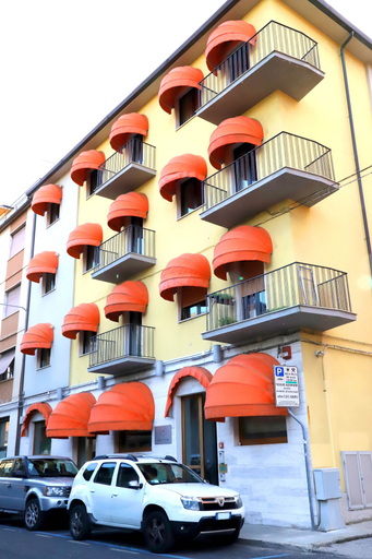 Exterior & Views 2, Albergo Cantiani, Ancona