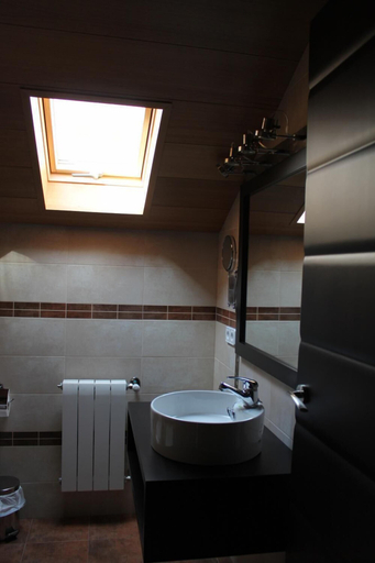 Bathroom 4, Hotel Villa María, Córdoba