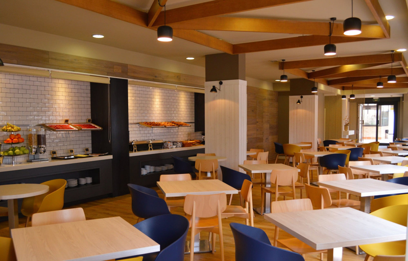 Food & Drinks 5, Compostela Suites Apartments, Madrid
