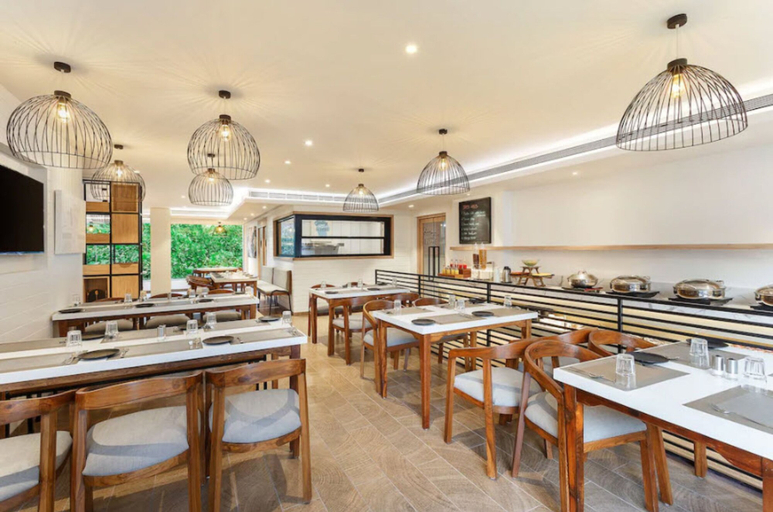 Food & Drinks 5, Ginger Mumbai Andheri, Mumbai Suburban