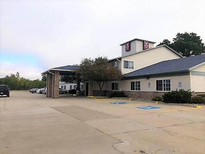 Exterior & Views 2, Regency Inn Geneseo, Henry
