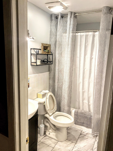 Bathroom 5, The Cottages of Lynchburg, Lynchburg
