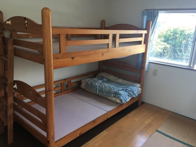 Bedroom 3, Minami Onna Tropical, Onna