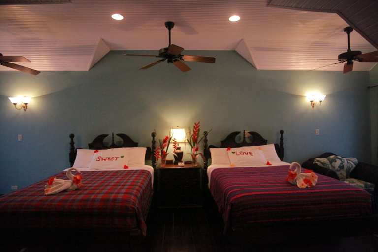Bedroom 2, Mahogany Hall Boutique Resort