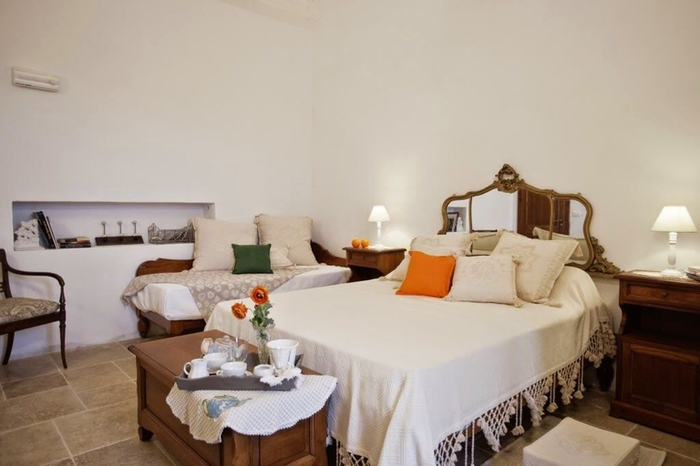 Bedroom 2, Masseria Cisternella, Lecce