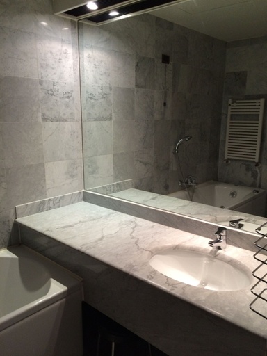 Bathroom 4, Hotel San Nicola, Potenza