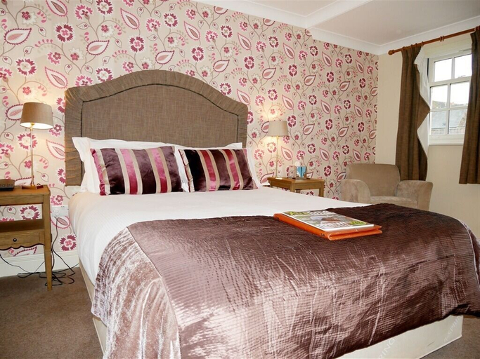 Bedroom 3, The Angel Hotel, Wiltshire