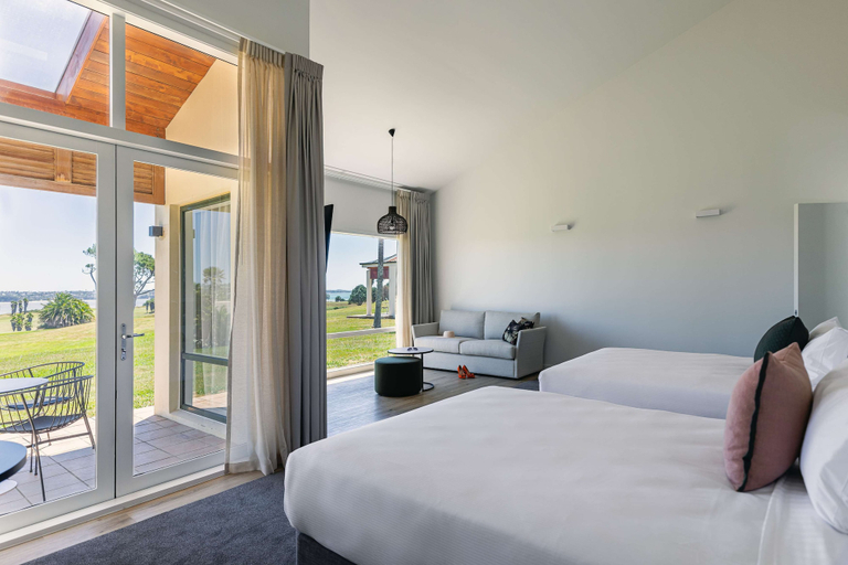 Bedroom 2, Rydges Formosa Auckland Golf Resort, Manukau