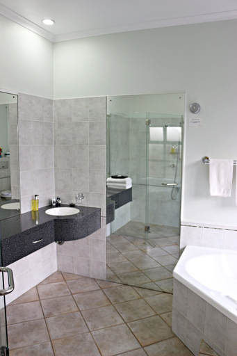 Bathroom 4, Cambridge Mews, Waipa