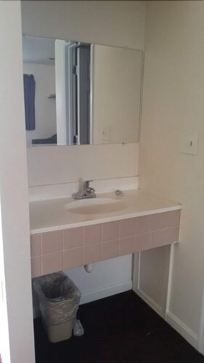 Bathroom 4, The Virginia Lodge, Fairfax