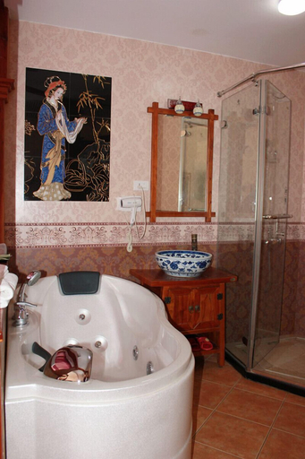 Bathroom 3, Bamboo House Resort, Guilin