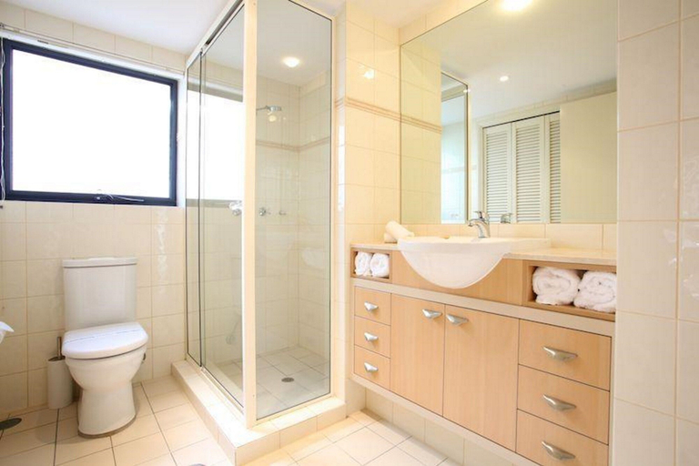 Bathroom 5, The Sands Resort, Clarence Valley- Coast