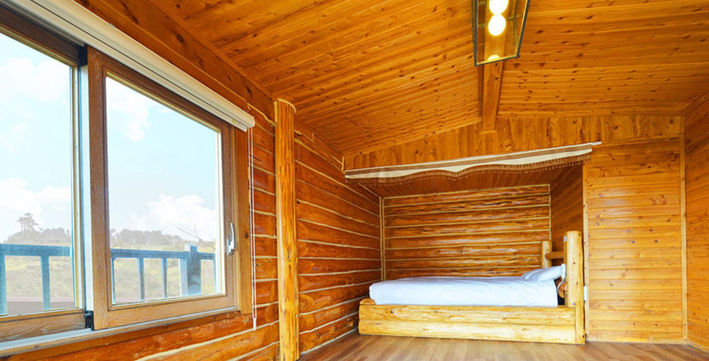 Bedroom 4, Attene Pension, Jeju