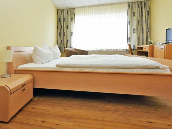 Bedroom 4, Hotel Trebeltal, Mecklenburgische Seenplatte
