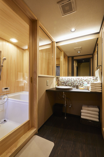 Bathroom, Miro Hachijo Uchidacho Tei, Kyoto